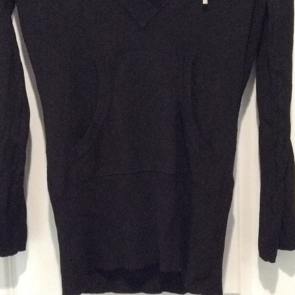 Hooded sweater - Picture 4 of 5